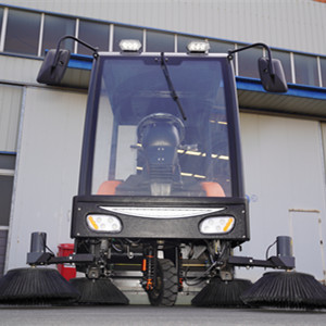 工業掃地機廠家的工業掃地機可以清潔小石子嘛